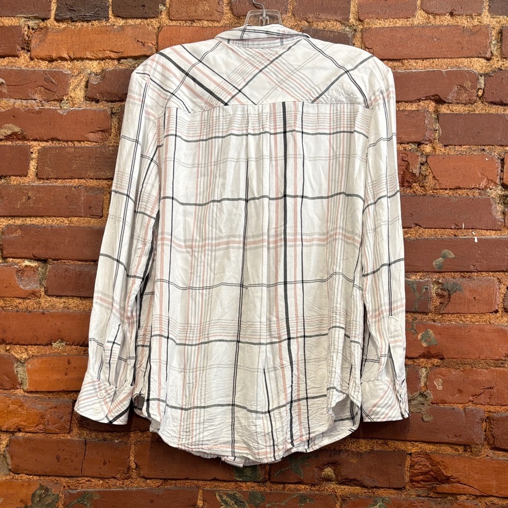 Chicos Rayon White/Pink/Grey Plaid Button Down Flannel Top Size 1 (8/10) - Picture 5 of 6